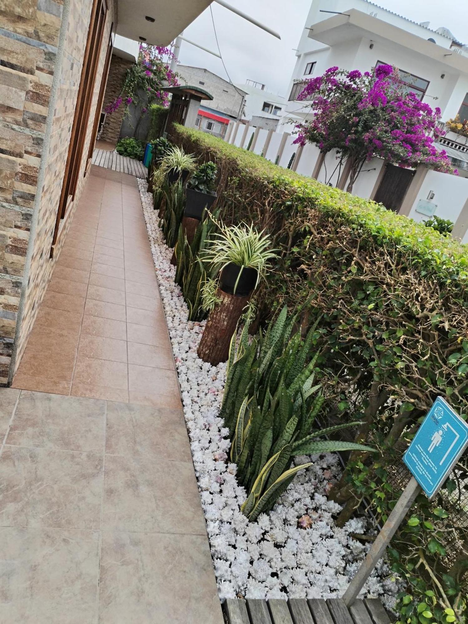 Hotel Starfish Puerto Villamil Kültér fotó