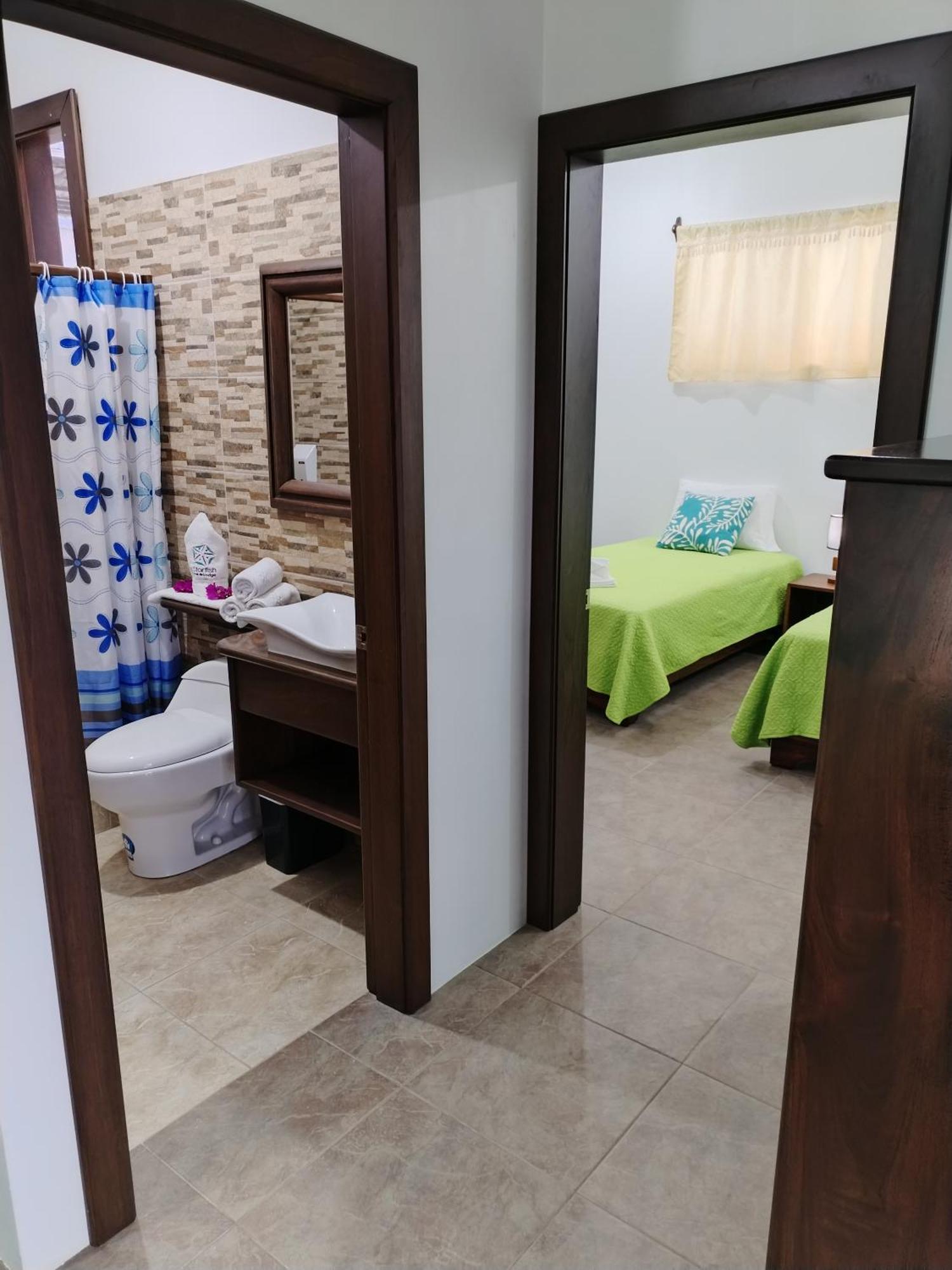 Hotel Starfish Puerto Villamil Kültér fotó