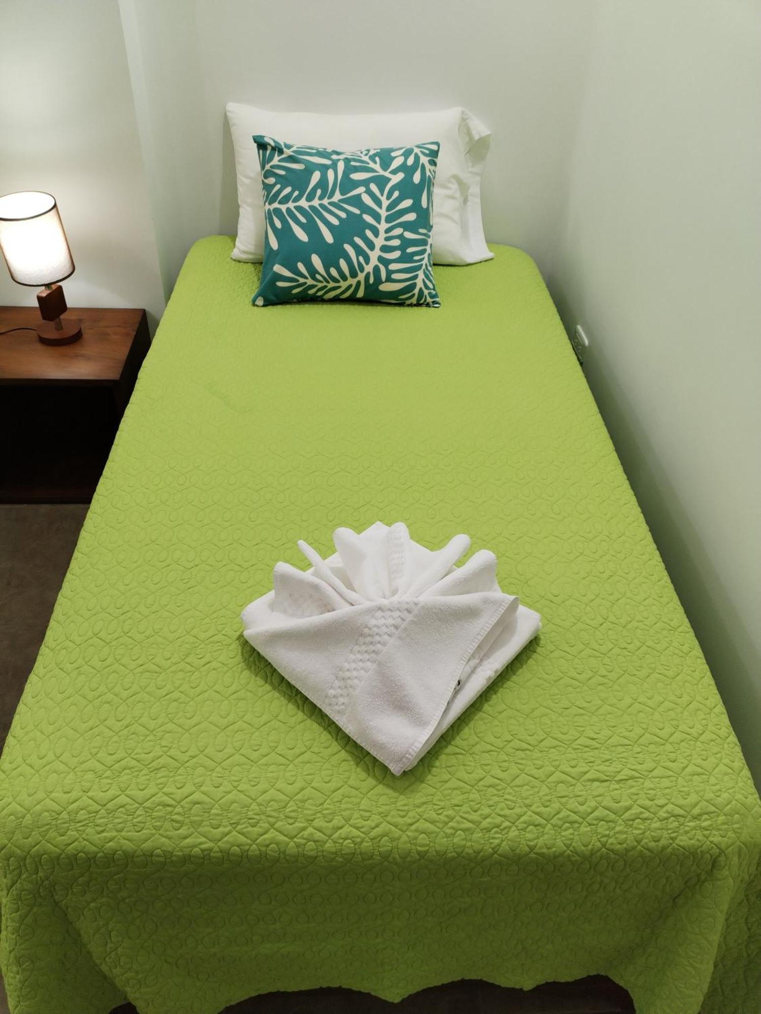 Hotel Starfish Puerto Villamil Kültér fotó