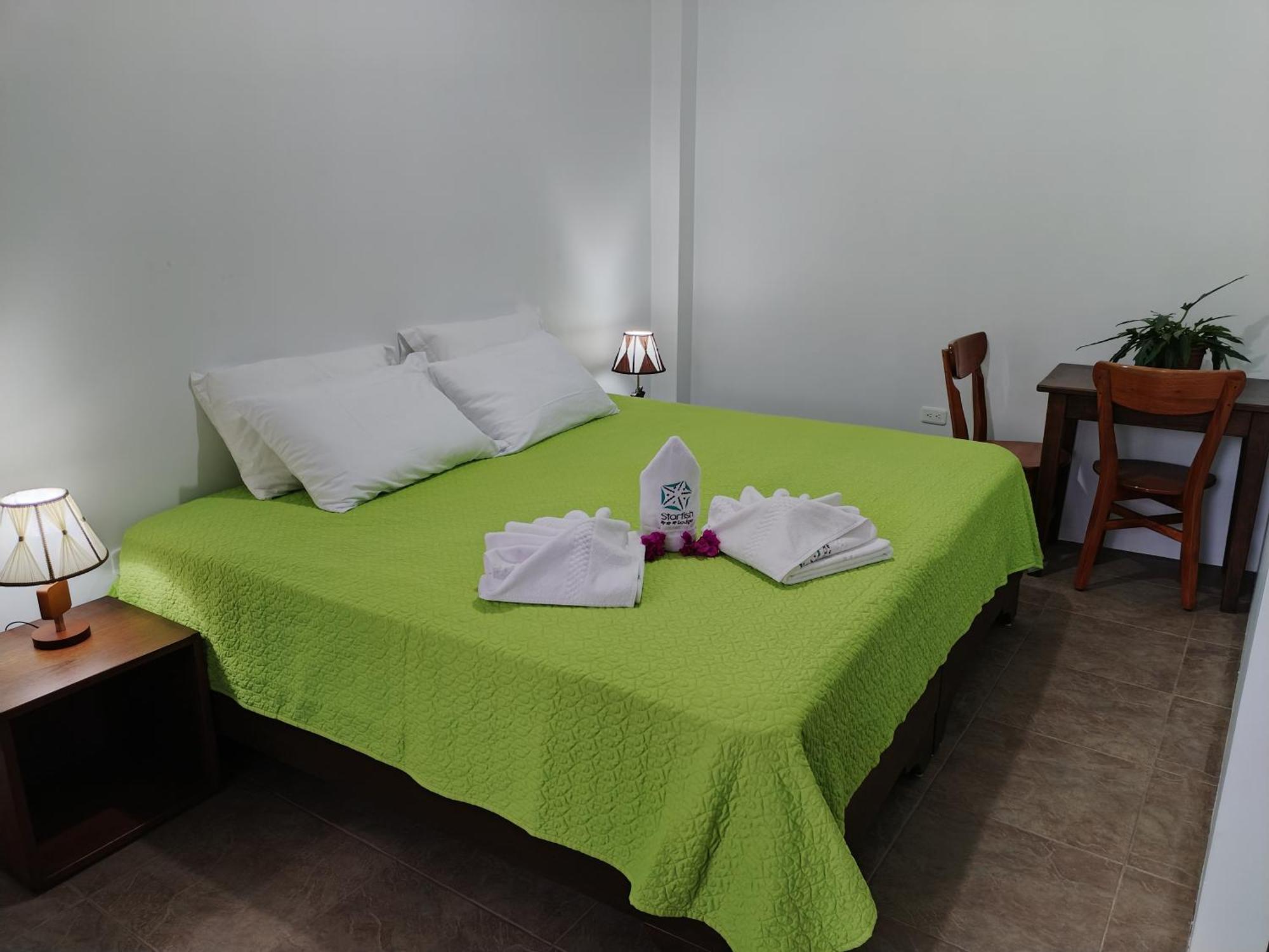Hotel Starfish Puerto Villamil Kültér fotó