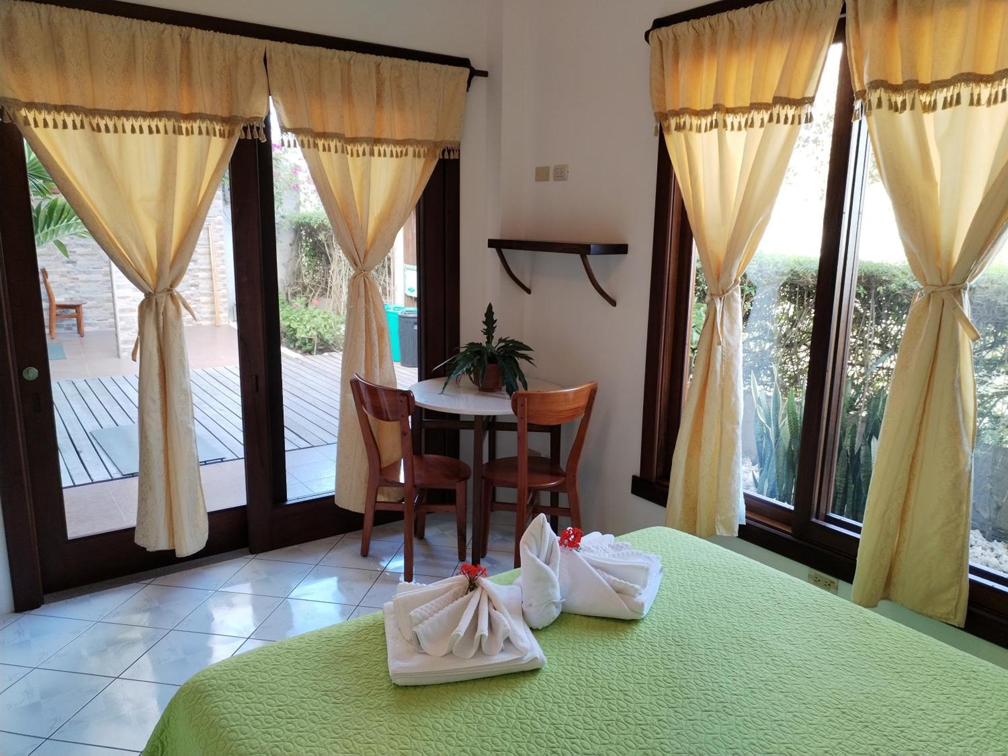 Hotel Starfish Puerto Villamil Kültér fotó