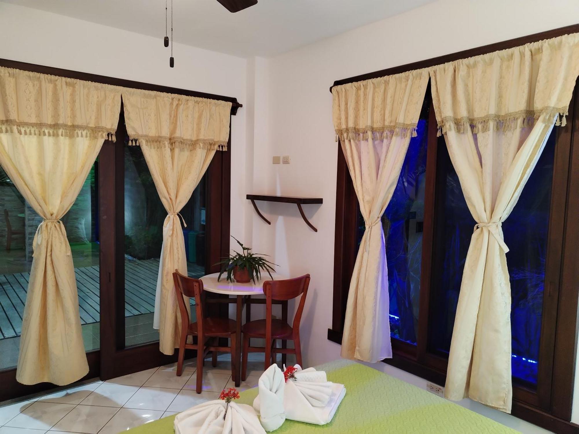 Hotel Starfish Puerto Villamil Kültér fotó