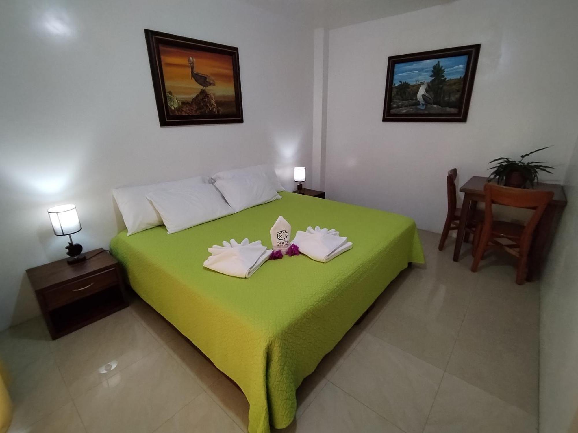 Hotel Starfish Puerto Villamil Kültér fotó