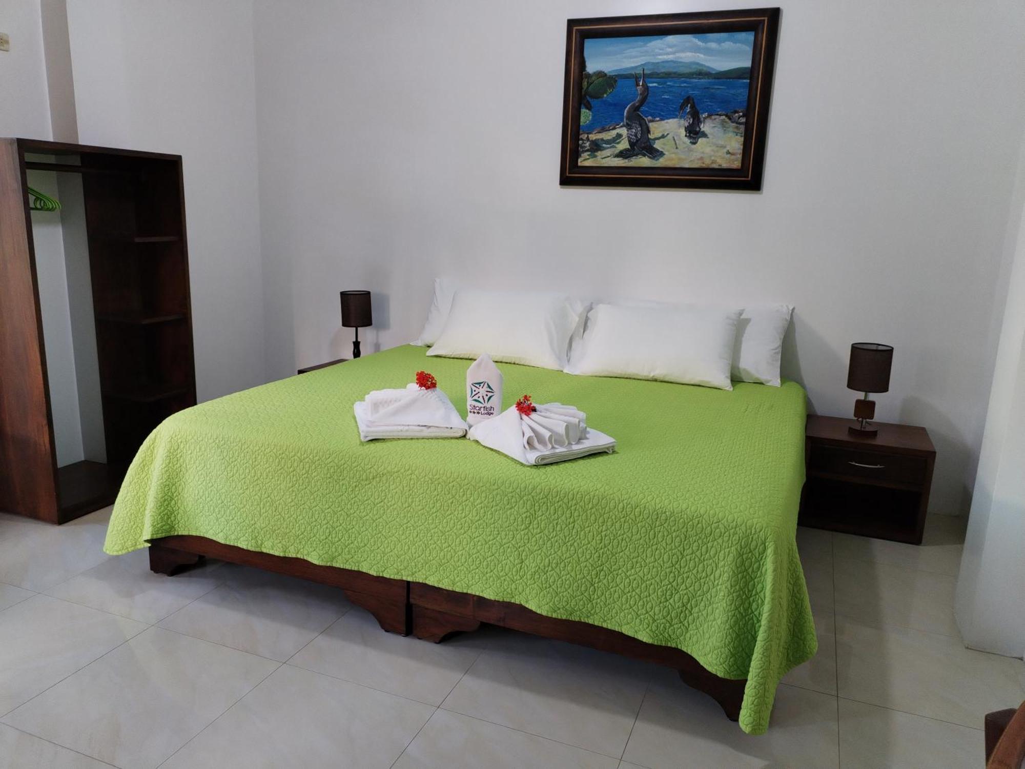 Hotel Starfish Puerto Villamil Kültér fotó