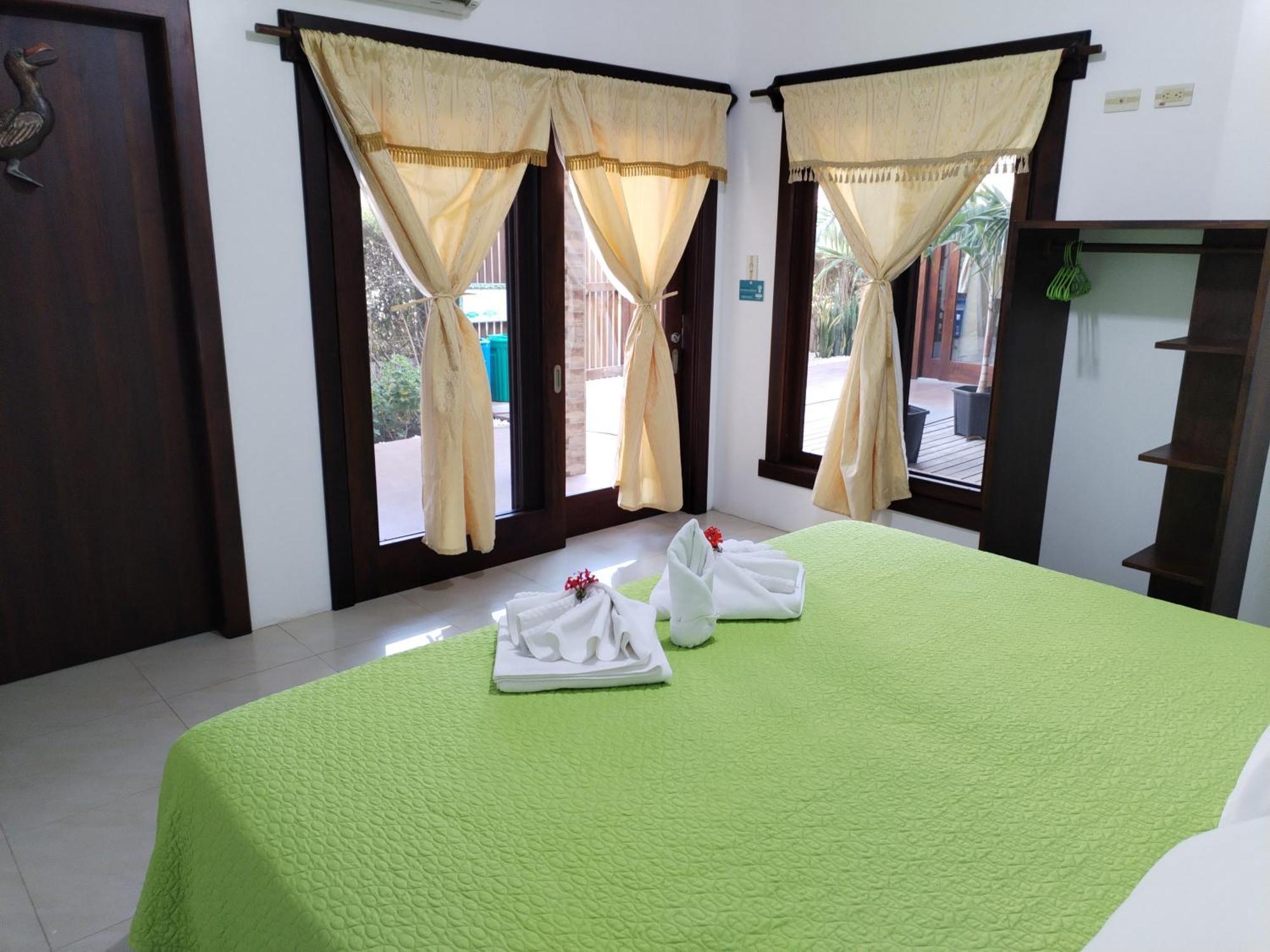 Hotel Starfish Puerto Villamil Kültér fotó